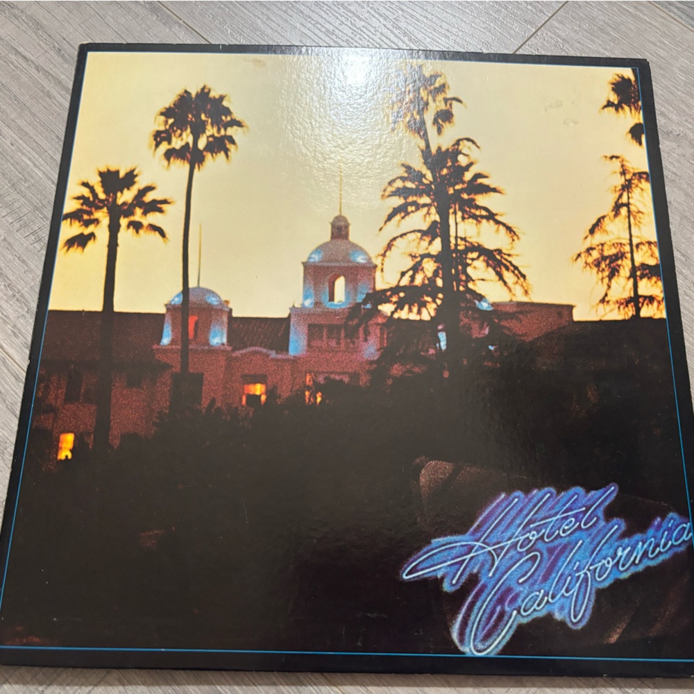 Eagles Hotel California 1976 Original album , poster , sleeve and…